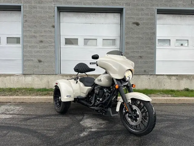 Harley-Davidson FREEWHEELER FLRT 2023