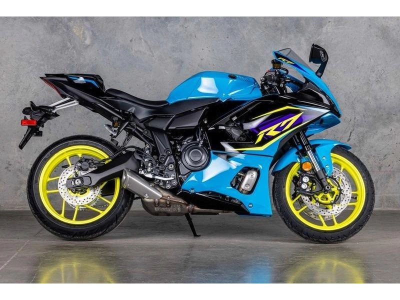 Yamaha Yamaha R7 2026 alt