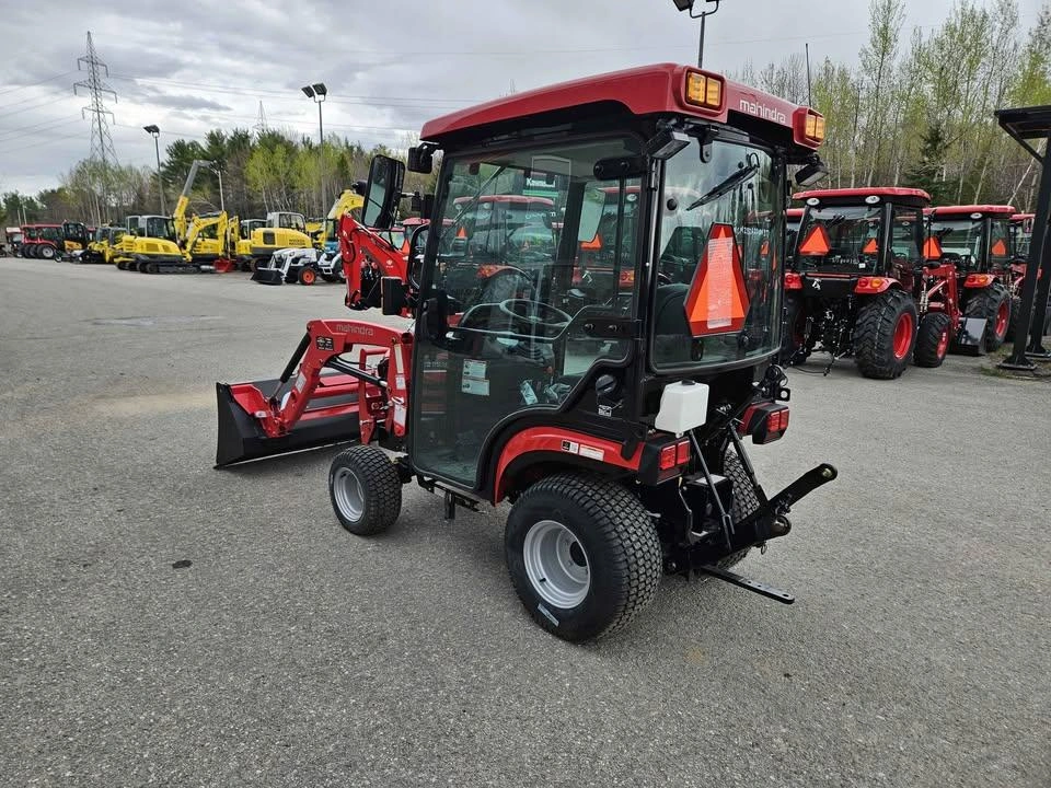 2026 Mahindra 1120 Hst Cab alt