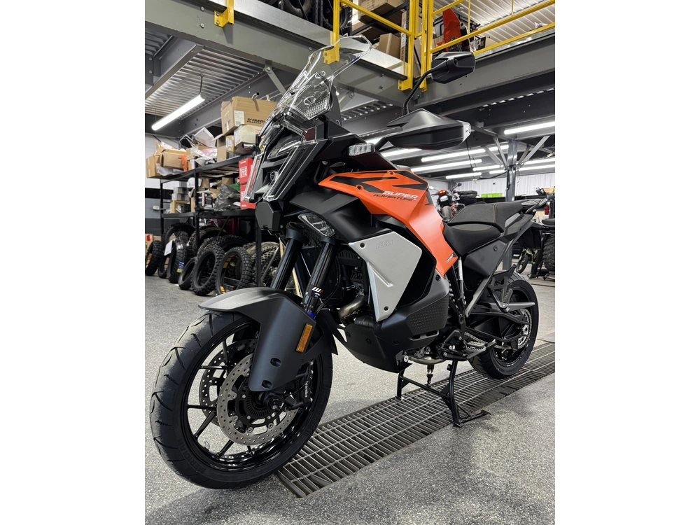 Ktm 1390 Super Adv S 2027 alt