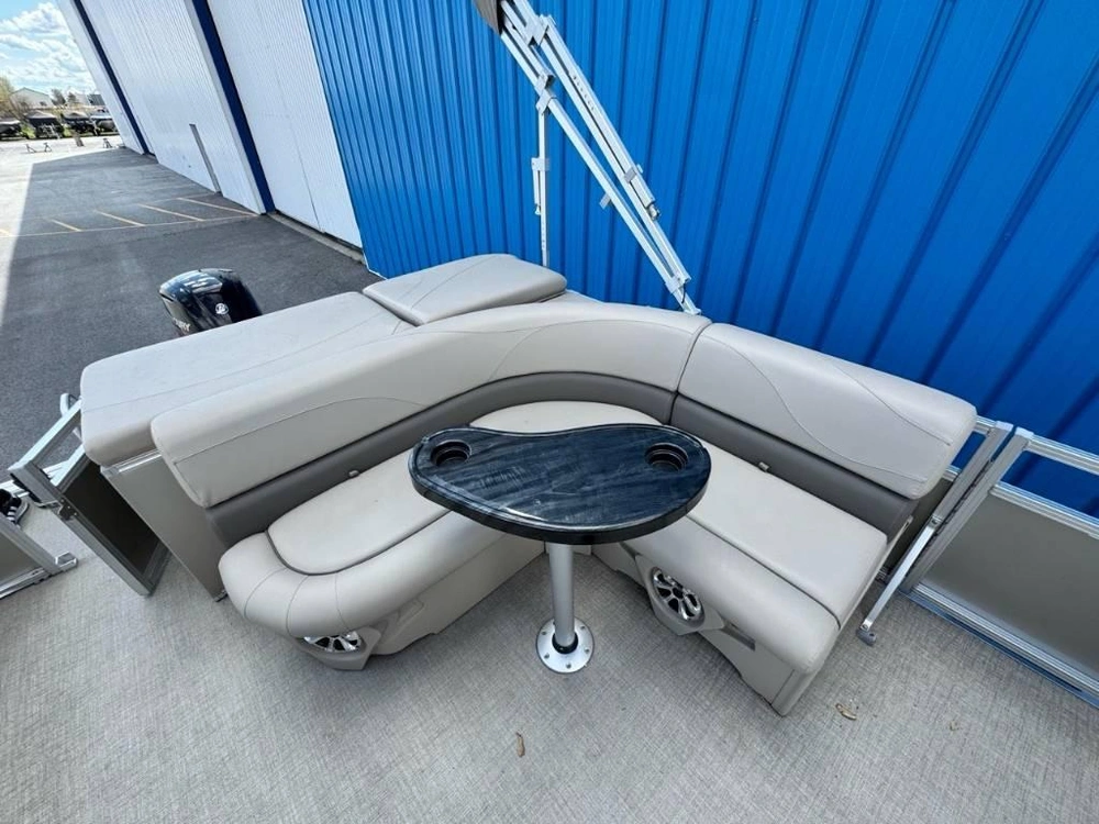 Tahoe Grand Island Gt2185 Cr 2021 alt