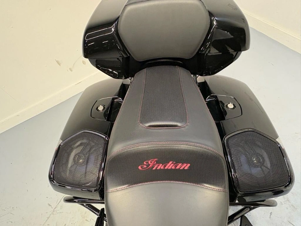 Indian Motorcycle Challenger Elite 2024 alt