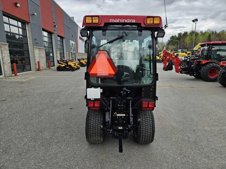 2026 Mahindra 1120 Hst Cab alt