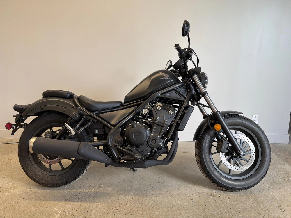 2025 Honda Rebel 500 alt