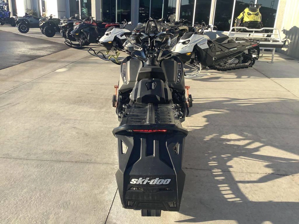 2018 Ski-doo Summit® Sp 850 E-tec® 154 alt