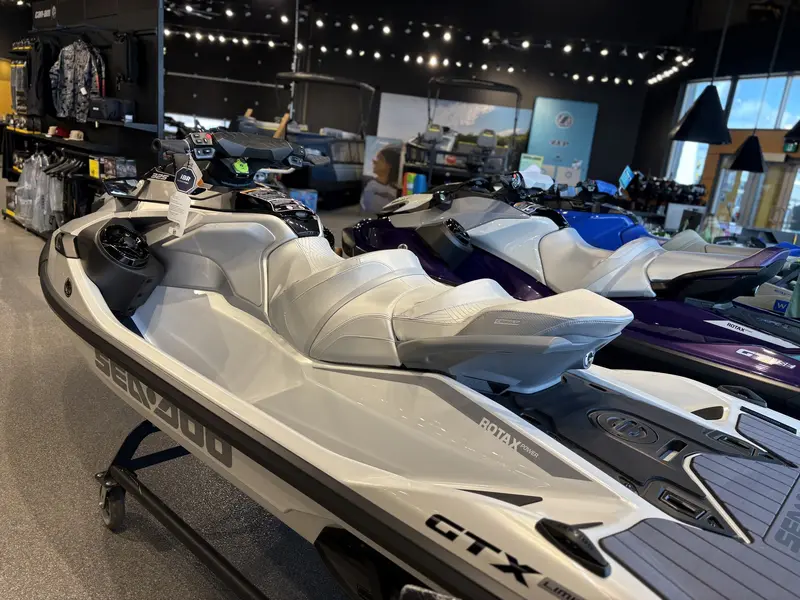 2025 Sea-Doo GTX LIMITED 325 thumbnail 5