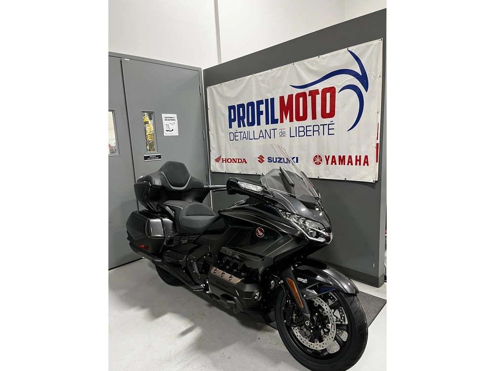 Honda Gold Wing Tour Dct Goldwing Gl1800 2026 alt