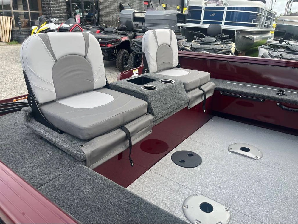 2025 Starcraft Storm 166 Dc With Merc 90 Elpt And Custom Trailer alt