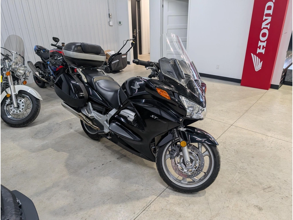Honda St 1300 2006 alt