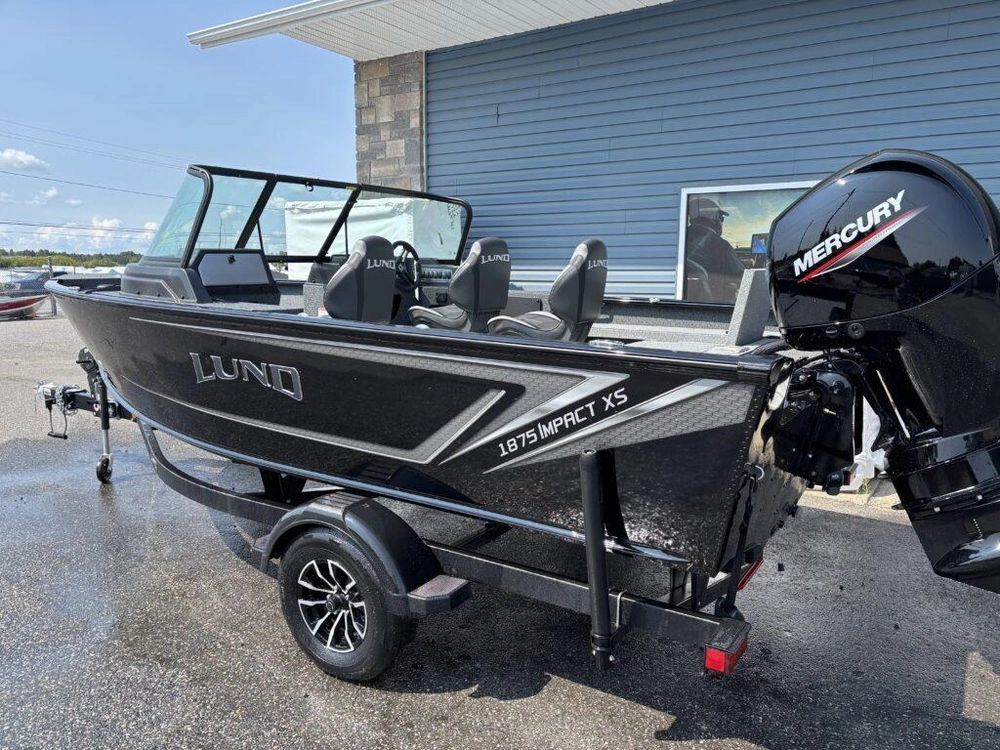 2026 Lund Boat Co 1875 Impact Xs W/150hp & Trailer alt