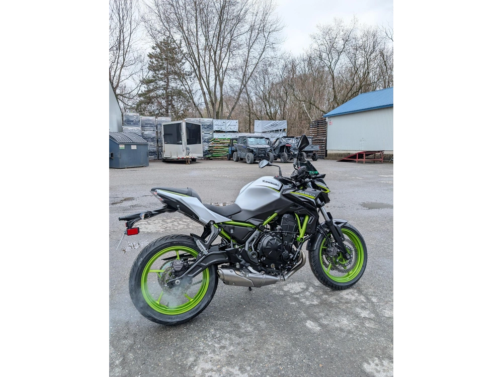 2021 Kawasaki Er650hjf 🎯 Moto Occasion Impeccable Pneus Neufs Inspection Complète Prête Rouler Fiable 🟢 alt