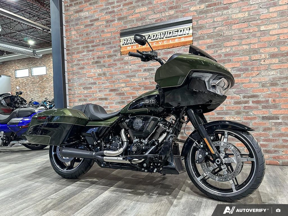 2026 Harley-davidson Road Glide alt