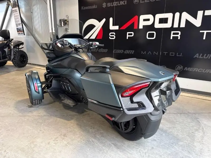 Can-Am Spyder RT (SE6) 2026