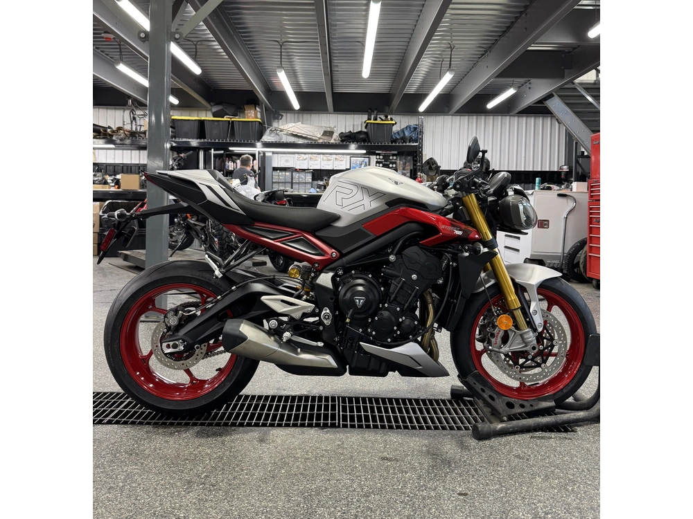 2026 Triumph Street Triple 765 Rx alt