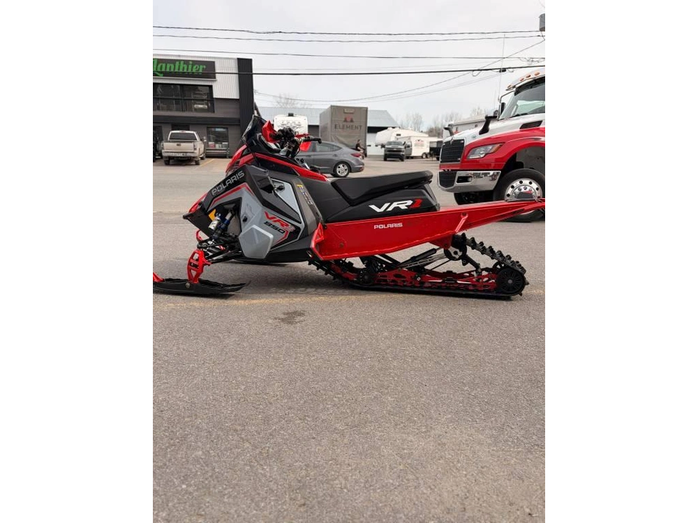 Polaris 850 Indy Vr1 137 2025 alt