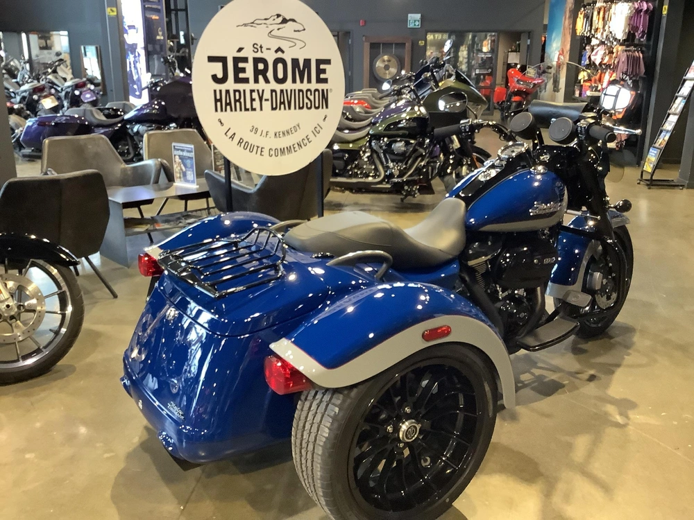 Harley-davidson Freewheeler Flrt 2023 alt