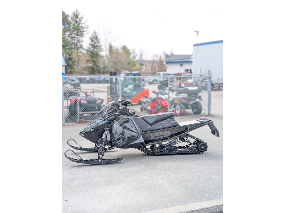 Polaris Sno-26 9r Indy Xcr 137 🎯 Motoneige Performance Trail Cloutée Mint Garantie Écran 7s Suspension Pro Prête Saison 🟢 2026 alt