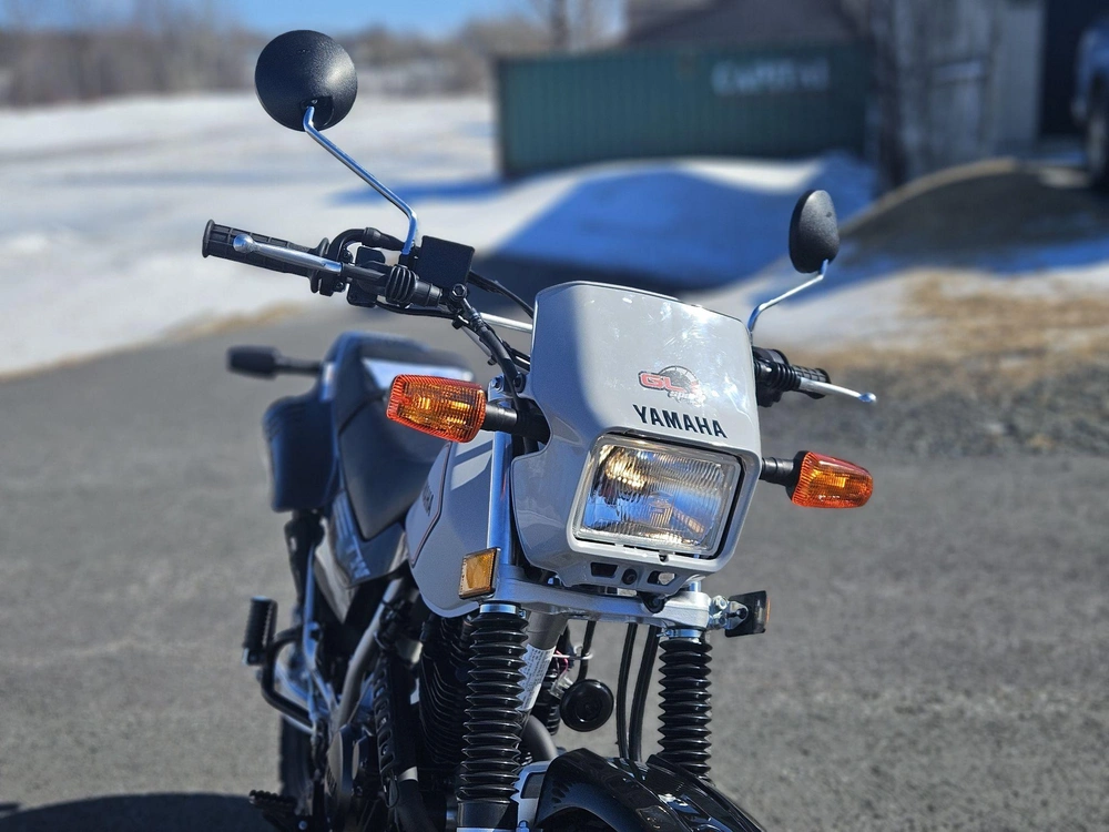 Yamaha Yamaha Tw200 2026 alt