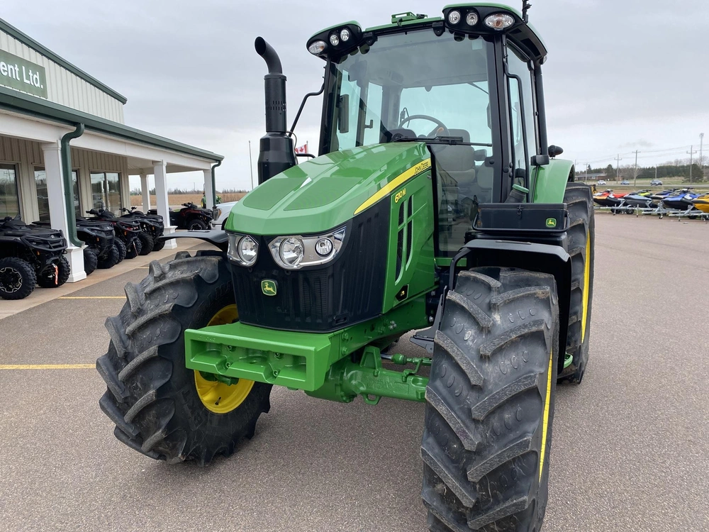 John Deere 6110m 2023 alt
