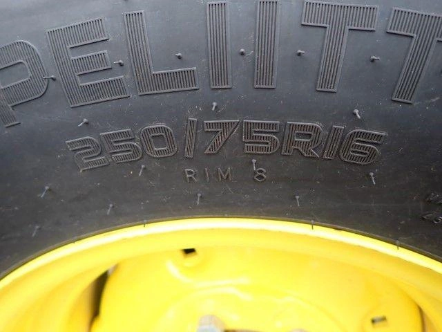 John Deere 4052r 2024