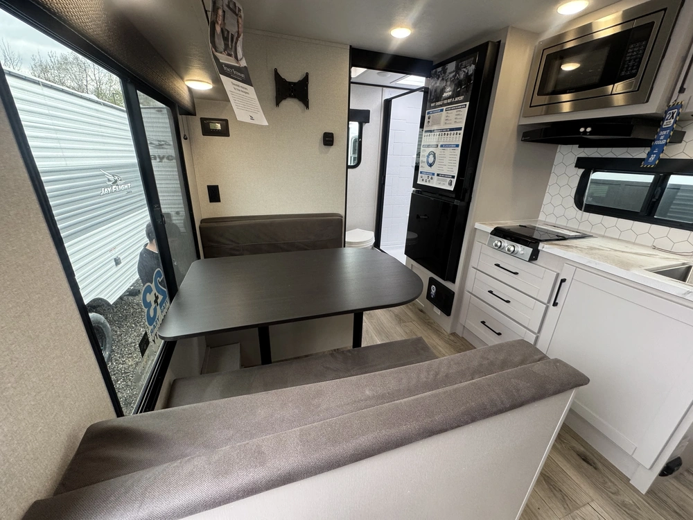 Jayco Jay Feather Air 15mrb 2026 alt