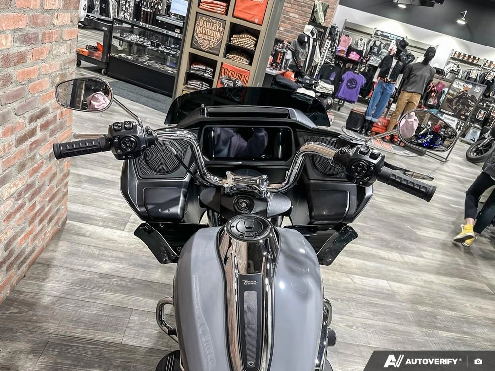 2026 Harley-davidson Road Glide alt