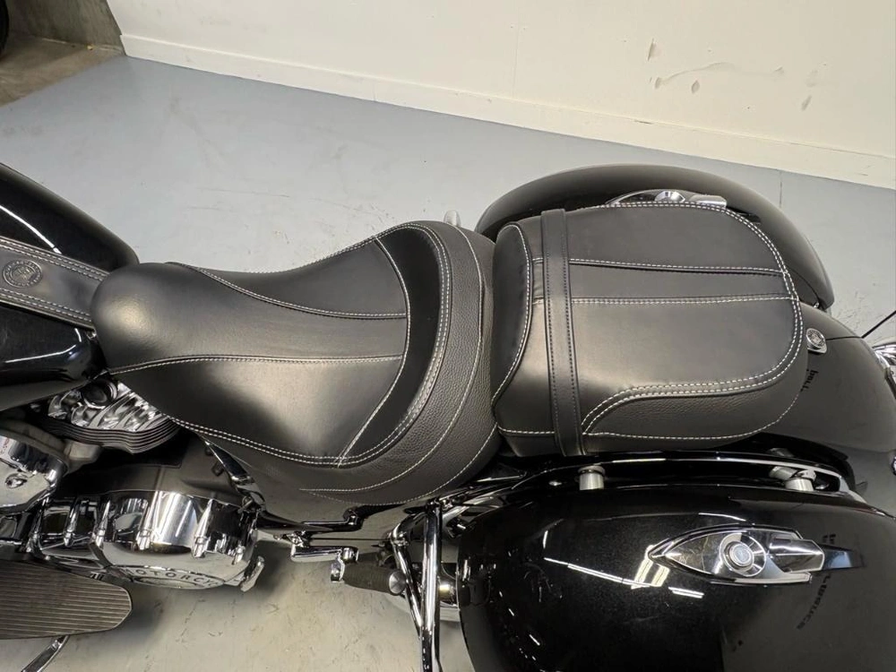 Indian Motorcycle Chieftain 2018 alt