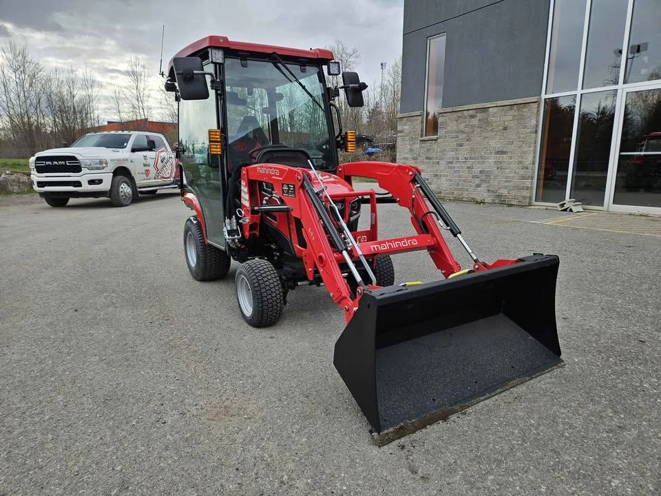 2026 Mahindra 1120 Hst Cab alt