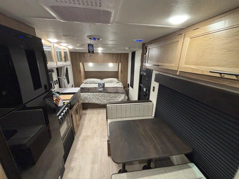 2026 Cherokee Grey Wolf 22mkse alt