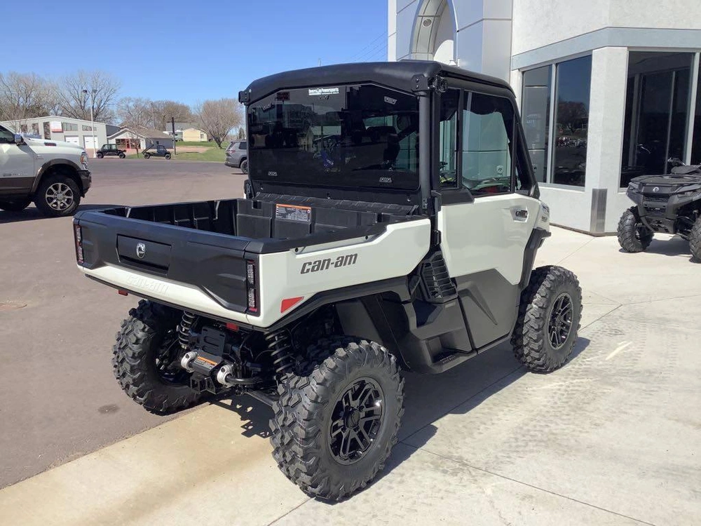 2026 Can-am Defender Limited Hd11 alt
