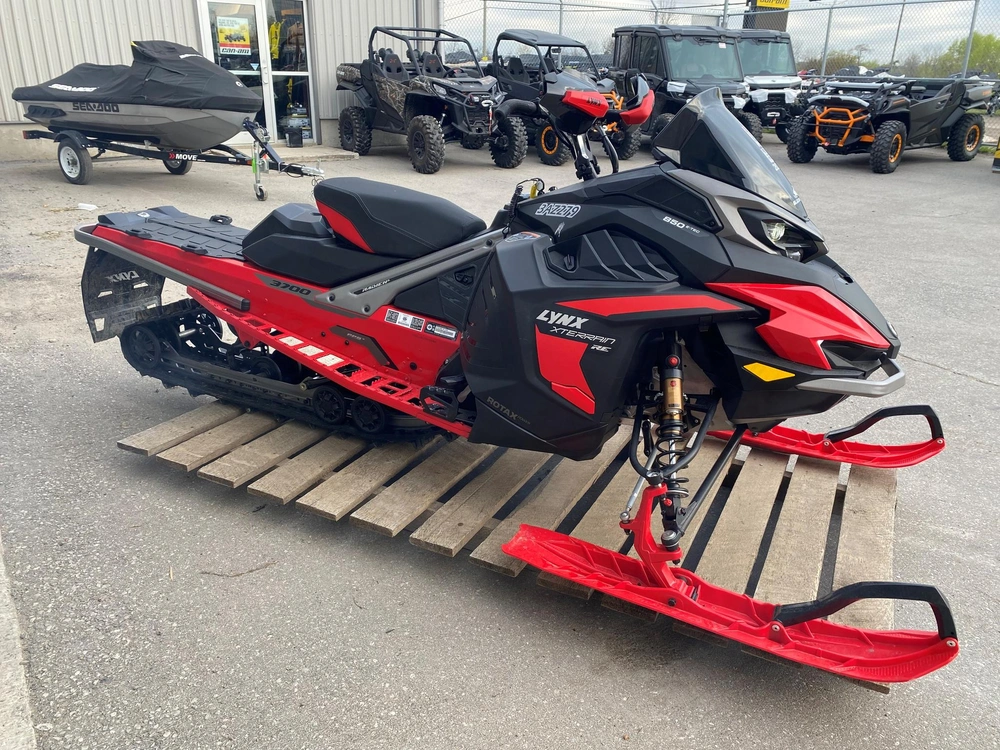 2024 Lynx Xterrain Re 850 alt