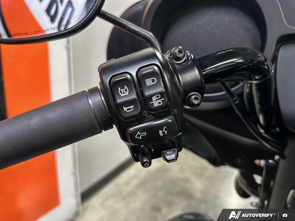 2025 Harley-davidson Tri Glide Ultra alt