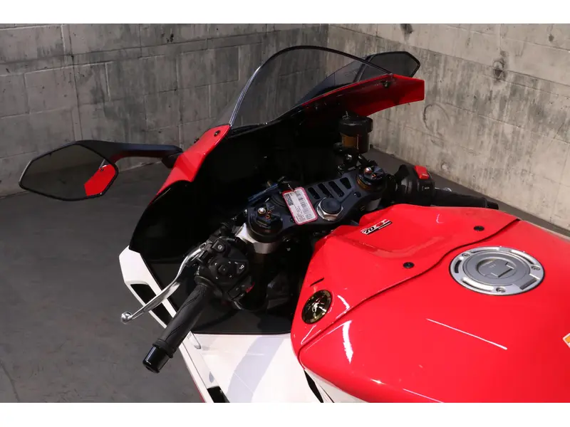 2026 Yamaha YZF-R9 70E ANNIVERSAIRE thumbnail 6