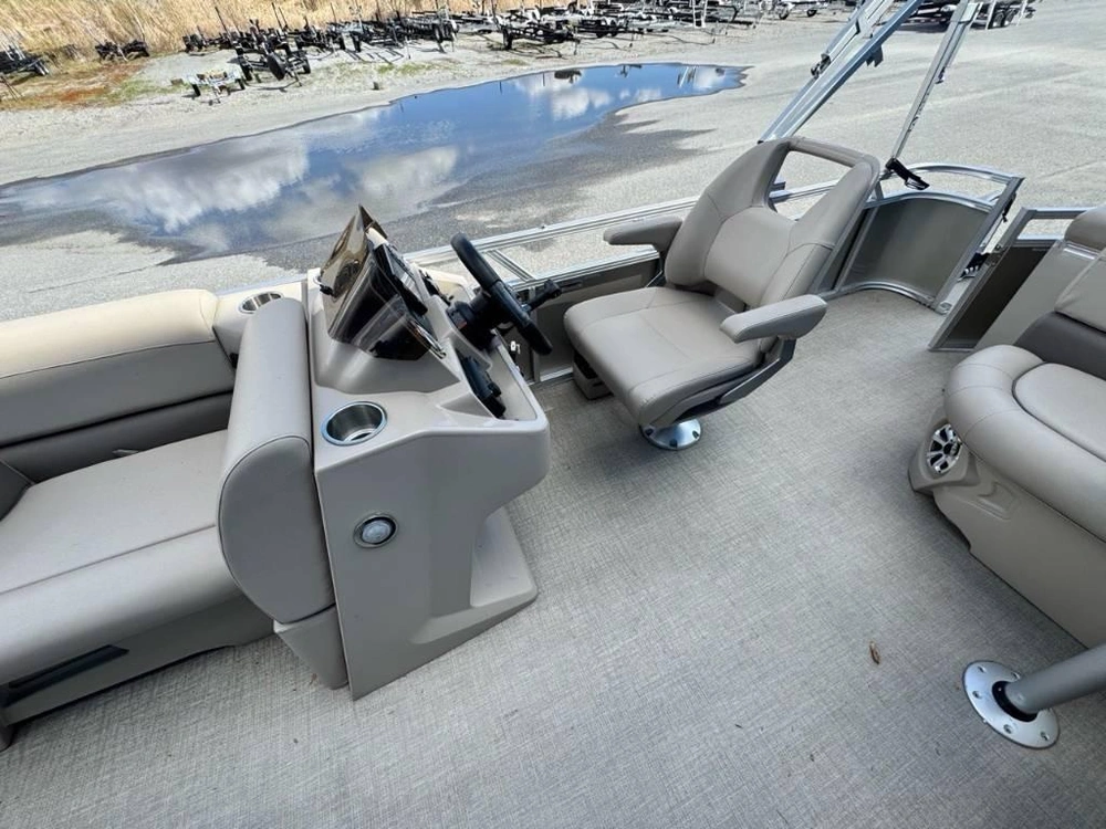 Tahoe Grand Island Gt2185 Cr 2021 alt