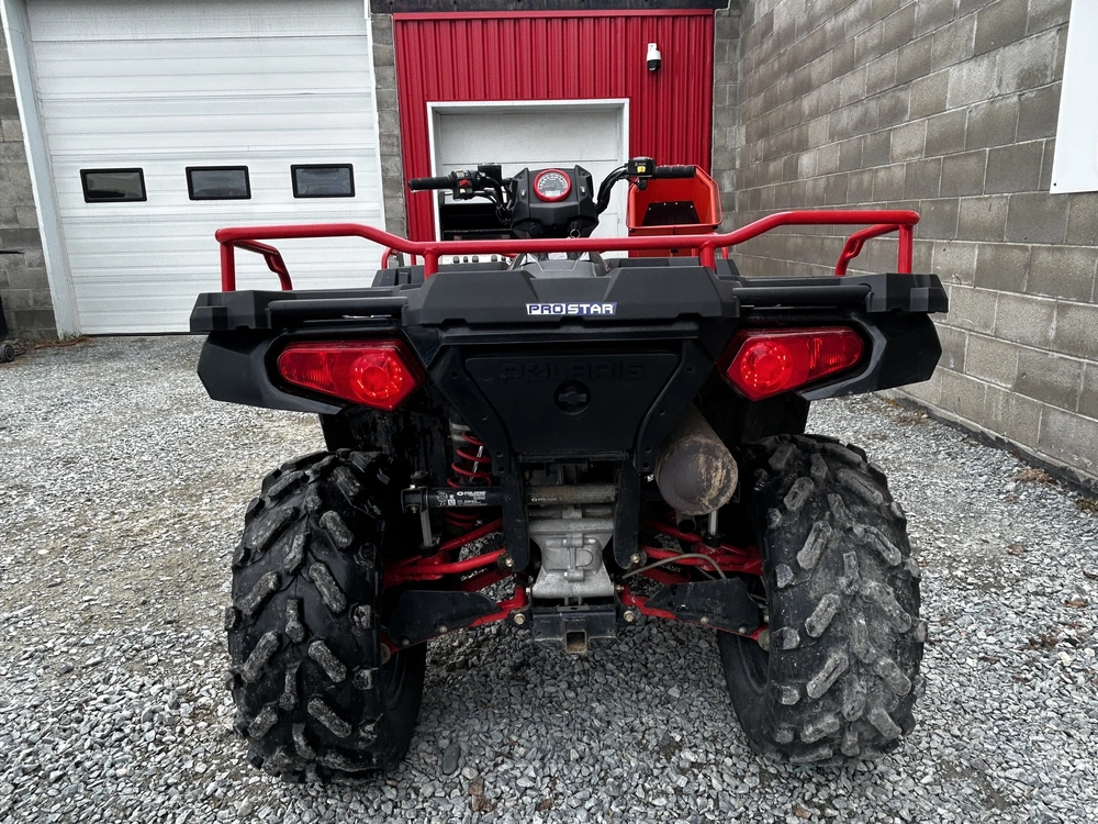 2015 Polaris Spt570 Spblack Pearl Le alt