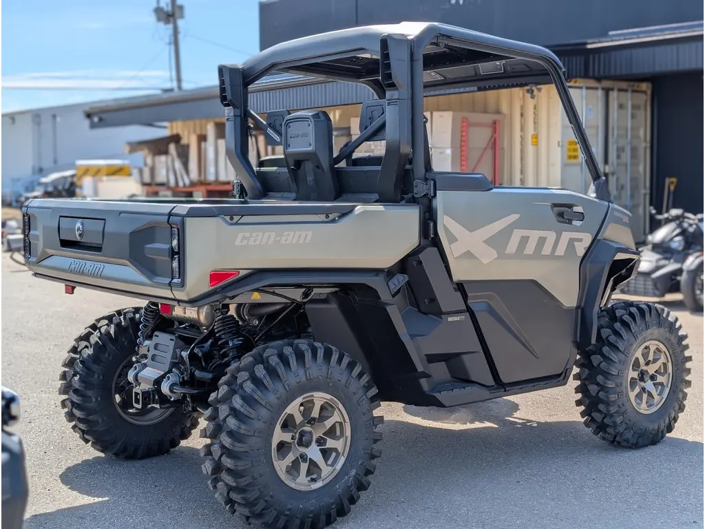 New 2026 Can-Am Defender X mr Half Doors HD11 in Bonnyville - 54