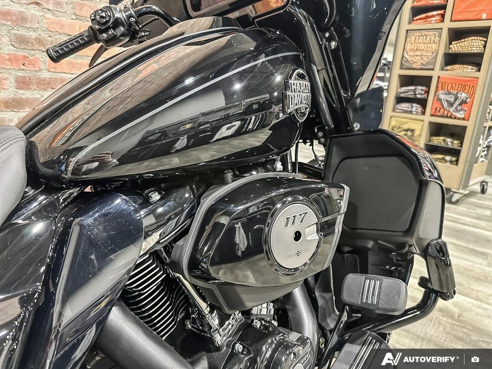 2026 Harley-davidson Street Glide Limited alt