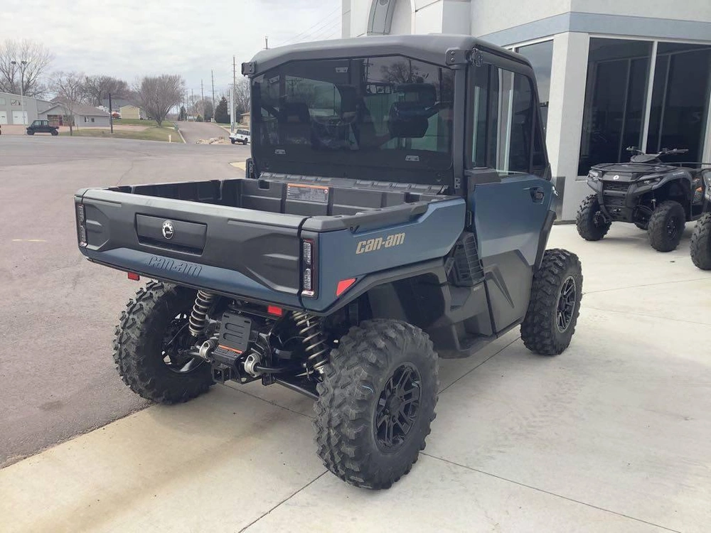 2026 Can-am Defender Limited Hd11 alt