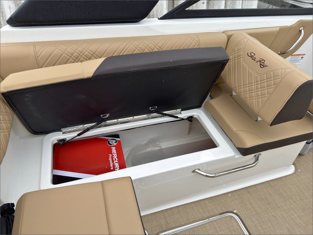 2026 Sea Ray Sdx 230 alt