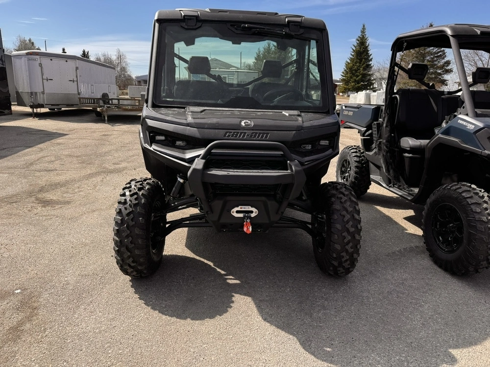 2026 Can-am 7ltr Defender Xtcab 65 Hd11 Bk 26 alt