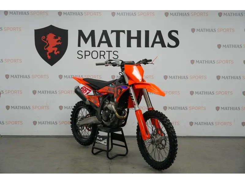 2025 KTM 250 SX-F thumbnail 2