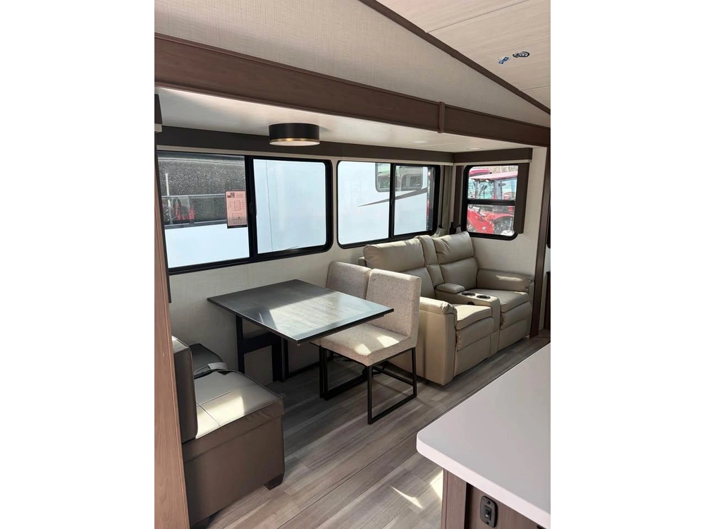2026 Keystone Rv Cougar 28rli alt