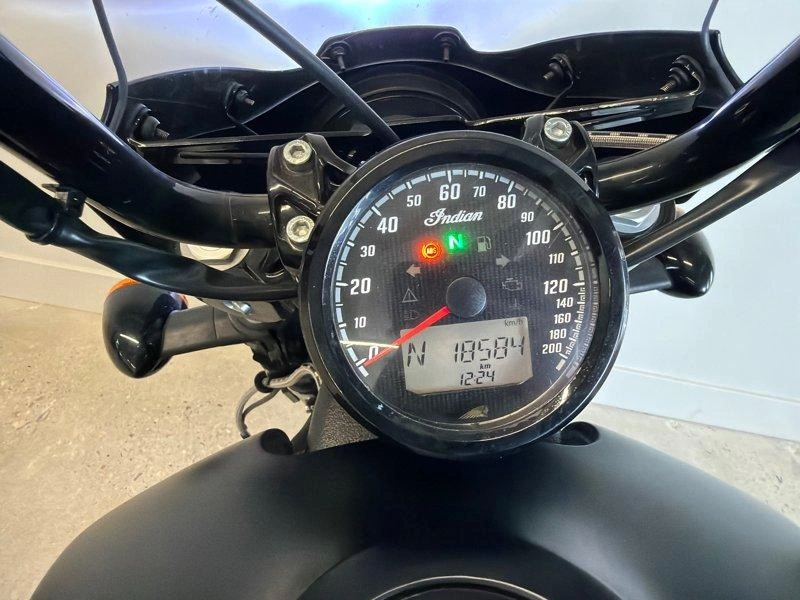 2022 Indian Motorcycle Scout Rogue Abs alt