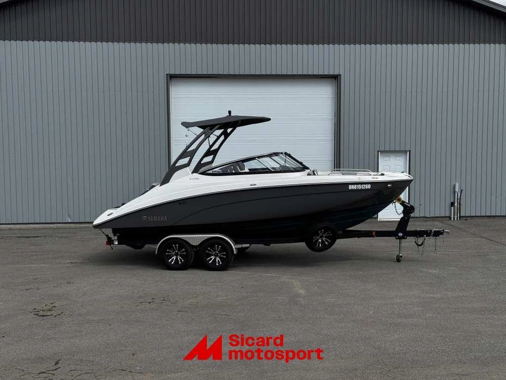 2022 Yamaha 212se alt
