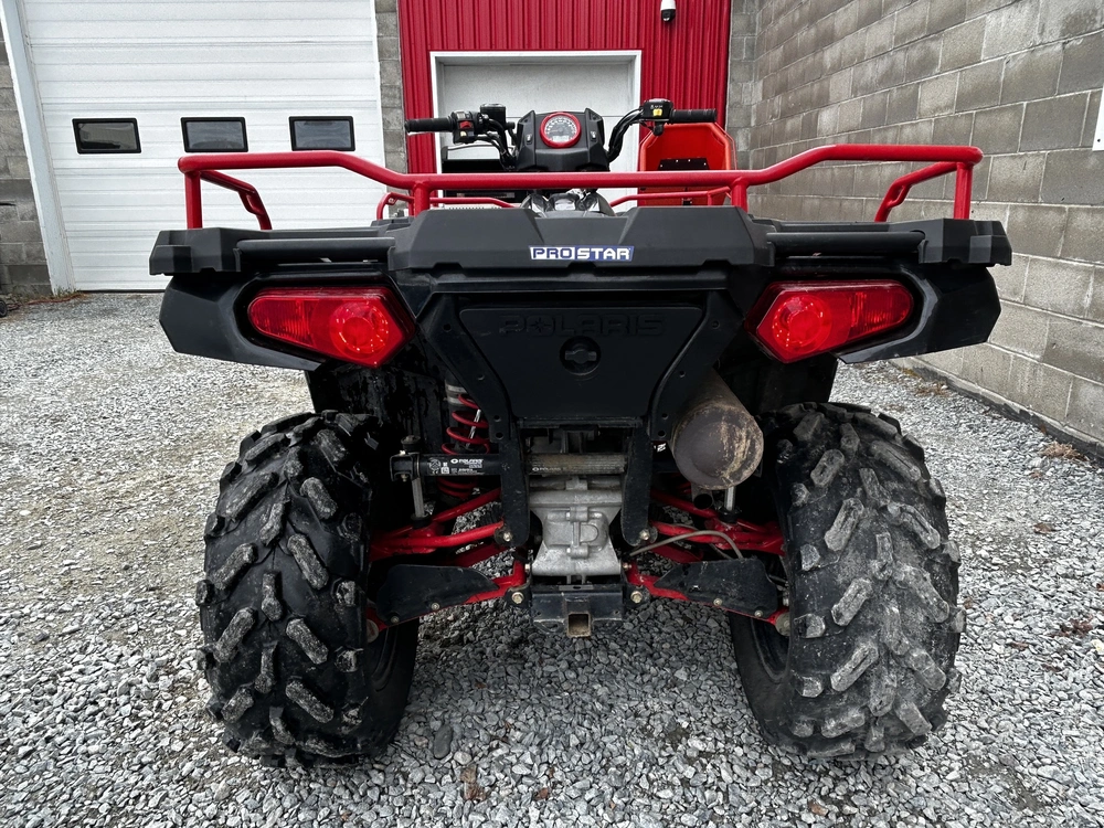 2015 Polaris Spt570 Spblack Pearl Le alt