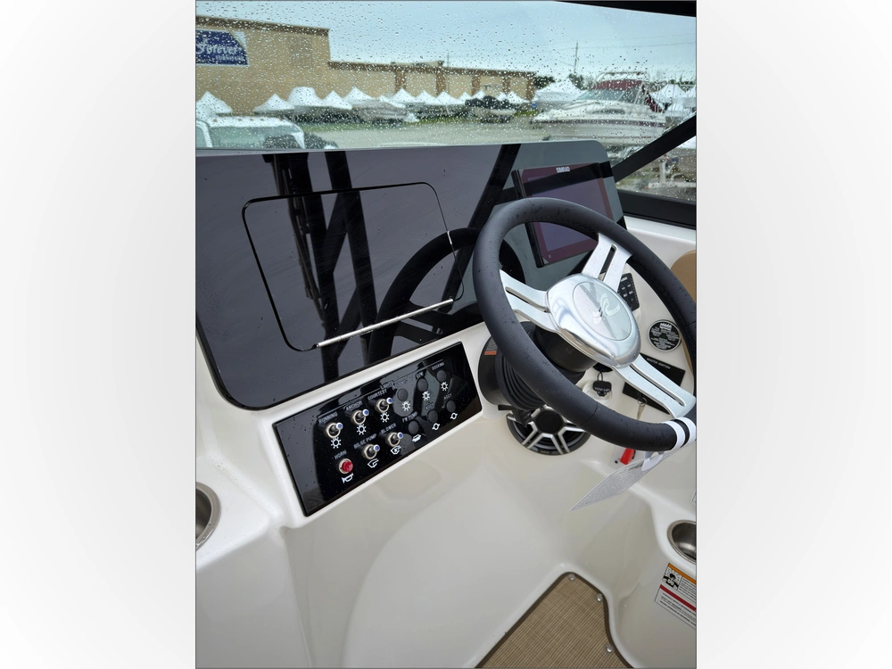 2026 Sea Ray Sdx 230 alt