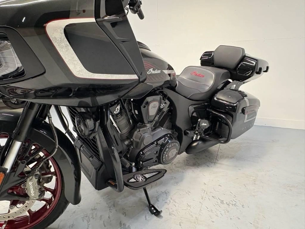Indian Motorcycle Challenger Elite 2024 alt