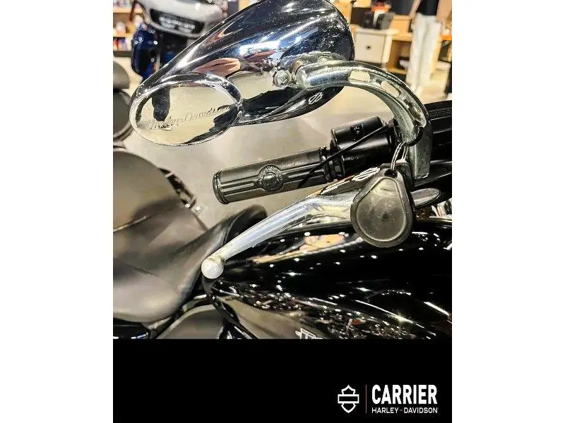 2018 Harley-Davidson Moto Harley-Davidson ELECTRA GLIDE ULTRA LIMITED 2018