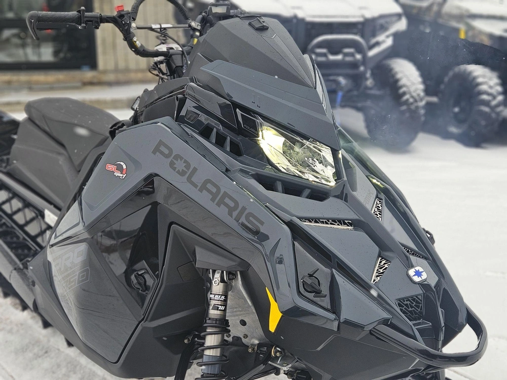 Polaris Polaris 850 Pro Rmk 155 2026 alt