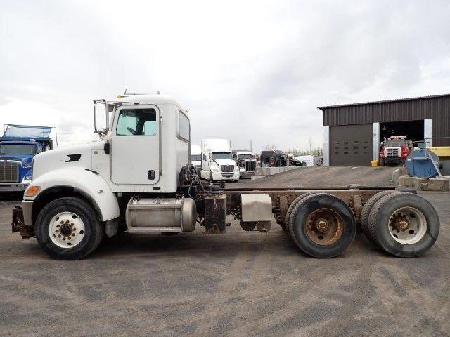 Peterbilt 340 2009